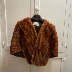Vintage Annis Furs amber honey fur Stole